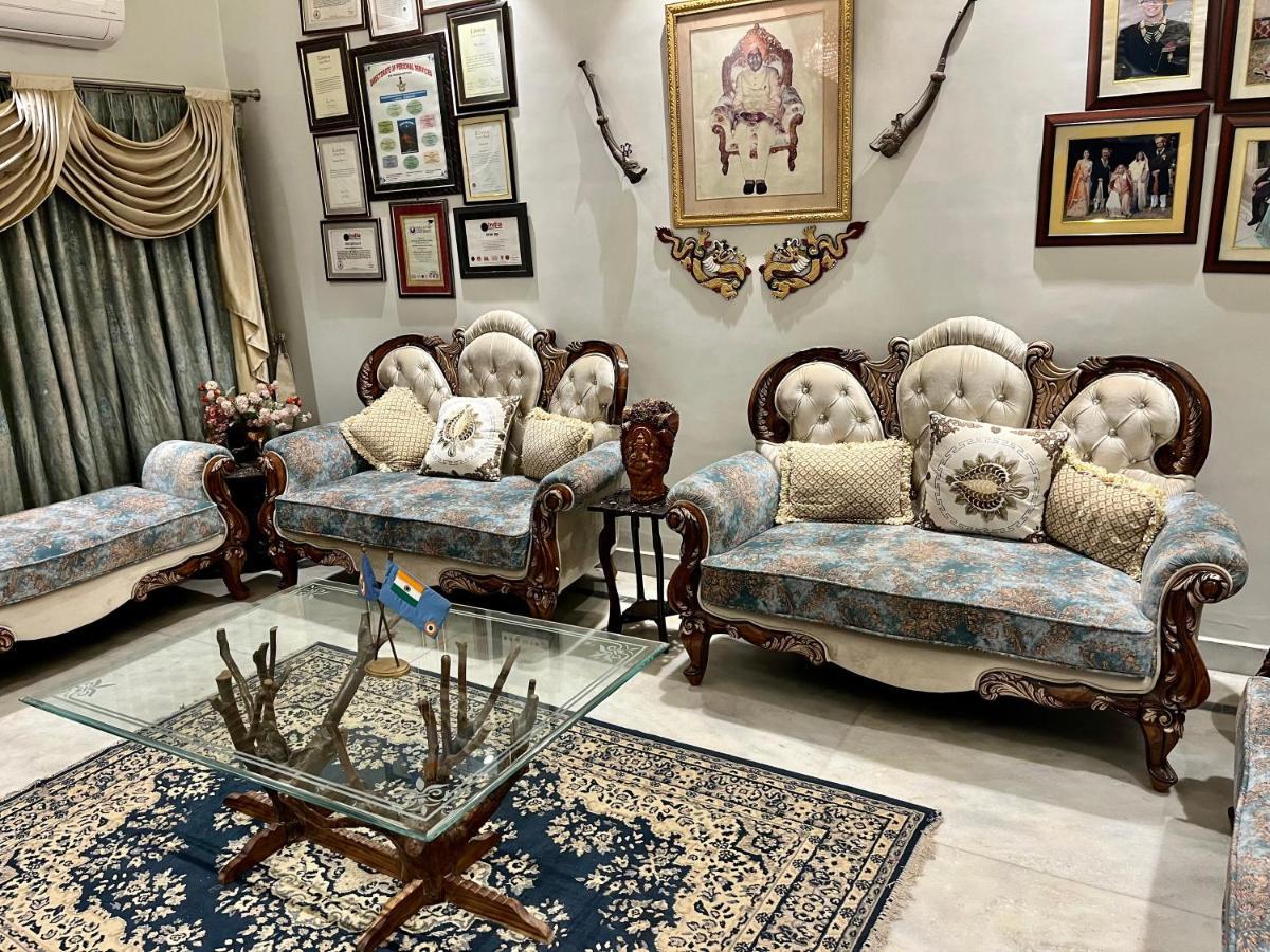 شقة Colonel'S Abode آغْرا المظهر الخارجي الصورة